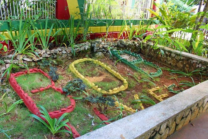 Bob Marley Nine Mile, Dunn's River Falls & Columbus Park Day Adventure photo 4