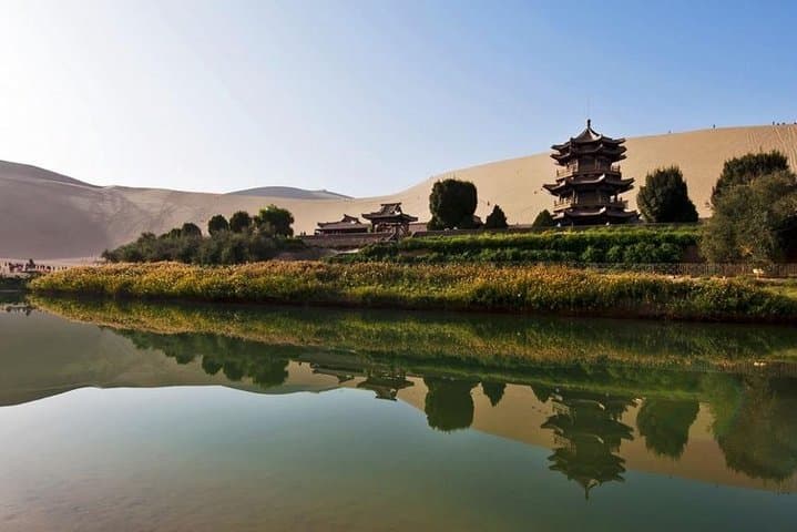 Dunhuang Day Tour: Mogao Caves, Singing Sand Mountain & Crescent Spring photo 5