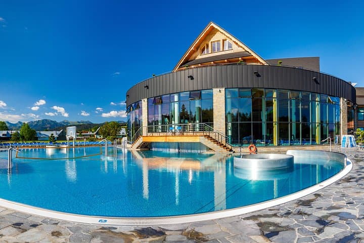 Chochołowskie Thermal Baths Day Trip from Krakow — Pools, Slides & Wellness photo 3