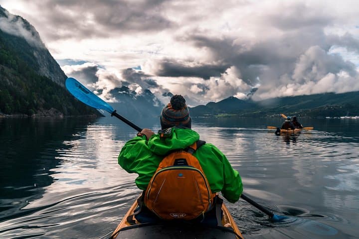 Expedition Kayaking: 6-Day Fjord Paddle from Ålesund to Geiranger