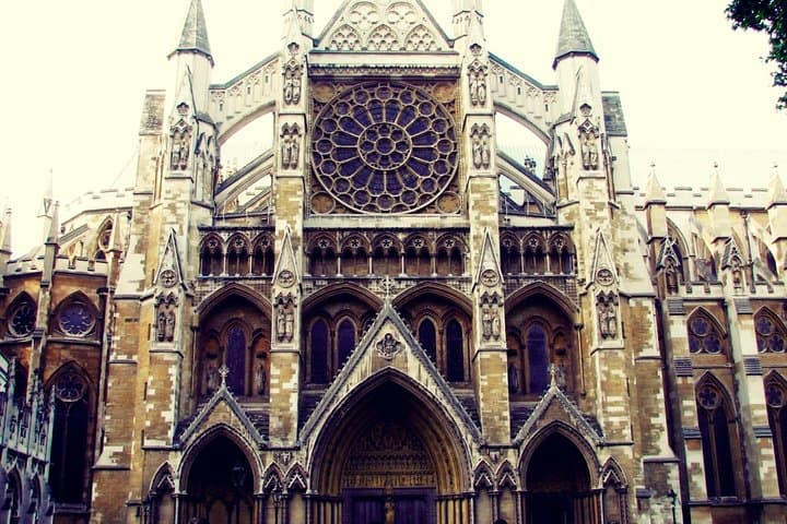 Westminster Abbey Kids Tour & Sightseeing Walk — Family-Friendly History in Westminster, London photo 3