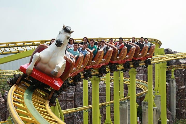 Siam Amazing Park Bangkok: Water Park Thrills, Rides & Buffet Ticket