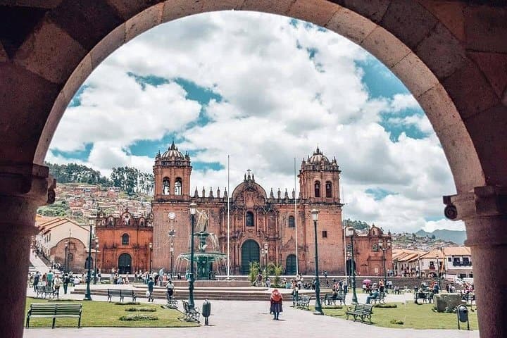 7-Day Cusco & Sacred Valley: Machu Picchu, Vinicunca & Humantay Lagoon Adventure photo 4