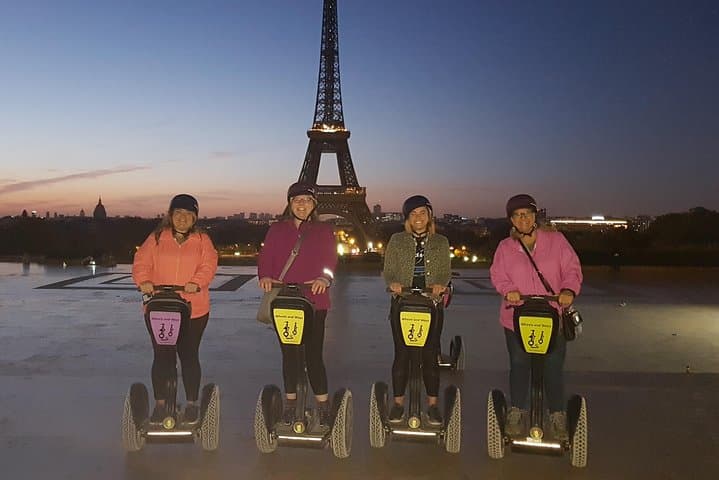 Paris Sunrise Segway Tour: Trocadéro to Champs-Élysées at Dawn photo 3