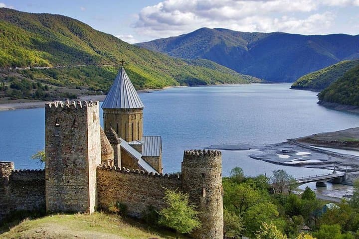 Caucasus Private Day Tour: Jinvali, Ananuri, Gudauri & Kazbegi (Gergeti Trinity) photo 3