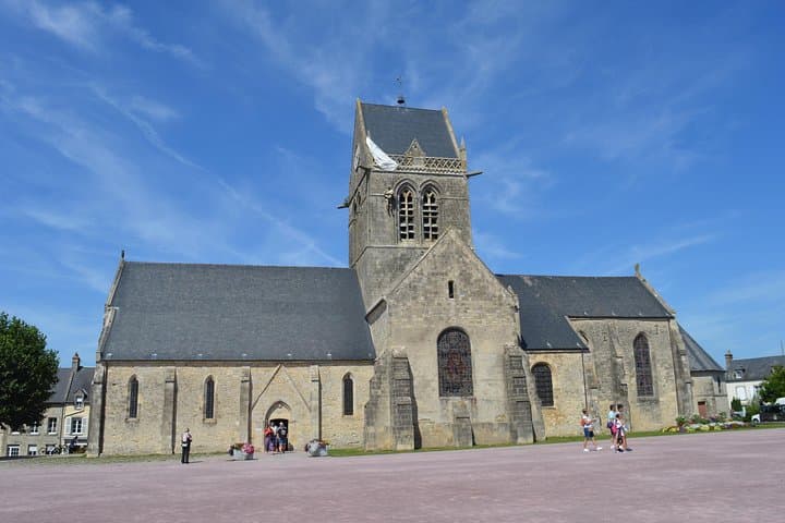 Explore American Heroism: A Guided D-Day Tour from Cherbourg