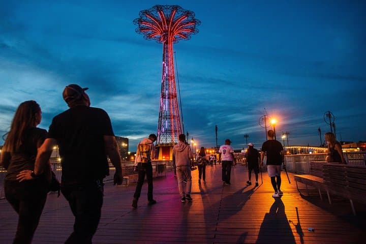 Private Brooklyn Sightseeing Tour — 6-Hour Driver-Guide from NYC photo 2