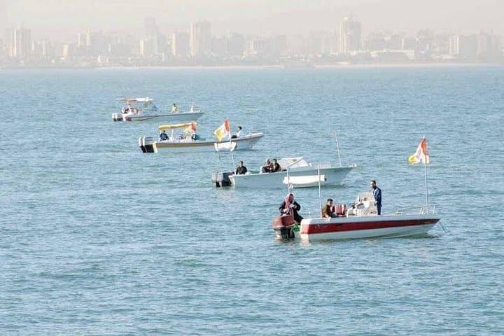 Kuwait City Bay Private Fishing Charter — Arabian Gulf Guided Boat Trip photo 4