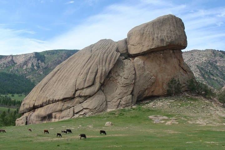 5-Day Terelj & Central Mongolia Tour from Ulaanbaatar — Horses, Monasteries, Orkhon Falls photo 6