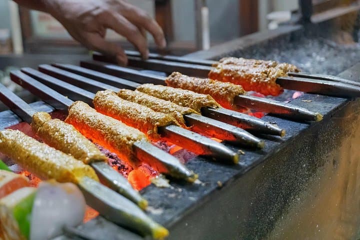 Old Delhi Layover Tour: 4-Hour Guided Food & Heritage Walk photo 4