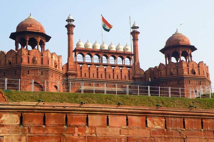 Old Delhi Layover Tour: 4-Hour Guided Food & Heritage Walk photo 2