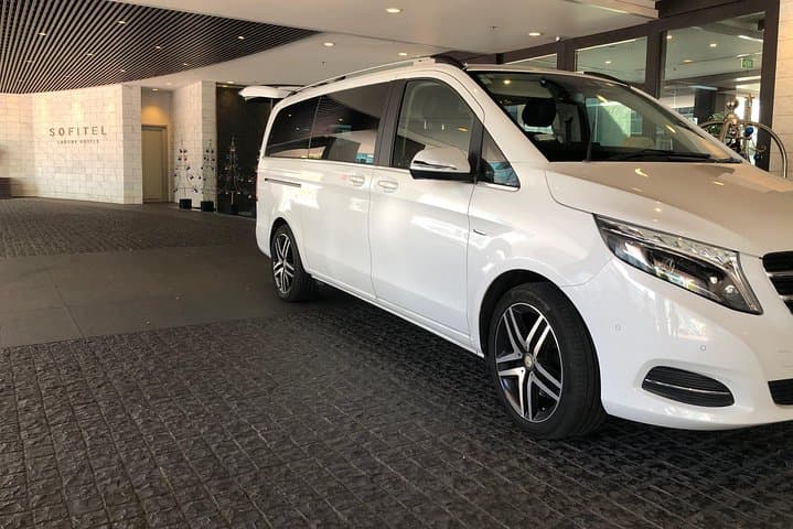 Auckland Airport & Cruise Wharf Transfers — Private Chauffeur Service photo 4
