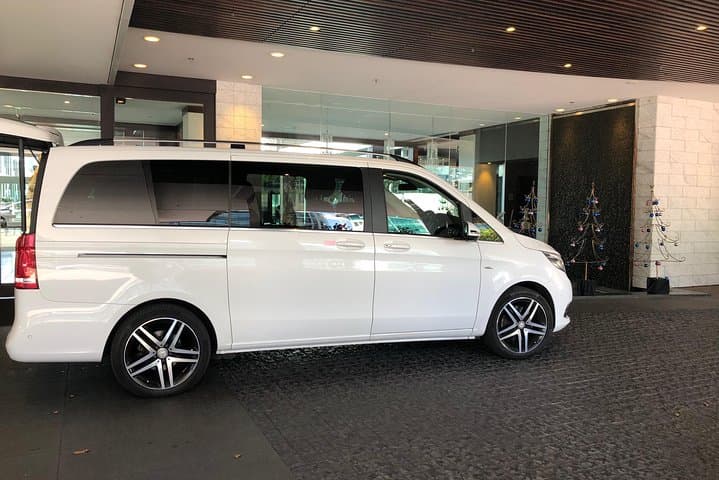 Auckland Airport & Cruise Wharf Transfers — Private Chauffeur Service photo 5