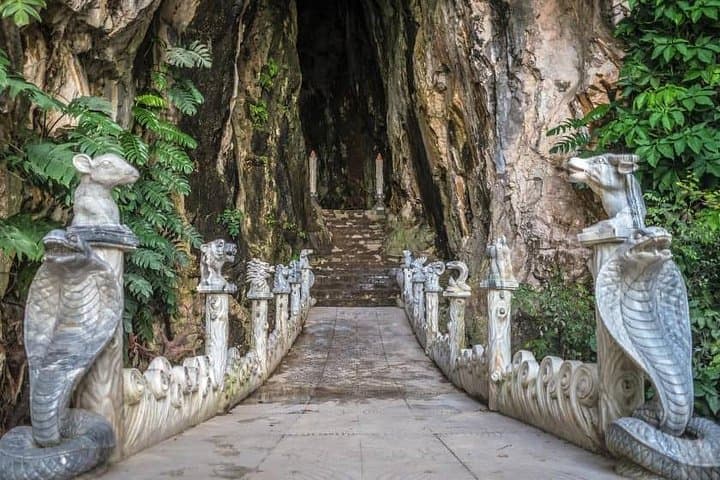 Full-Day Marble Mountains & My Son Sanctuary Tour from Hoi An: Cham Ruins and Cave Temples photo 5