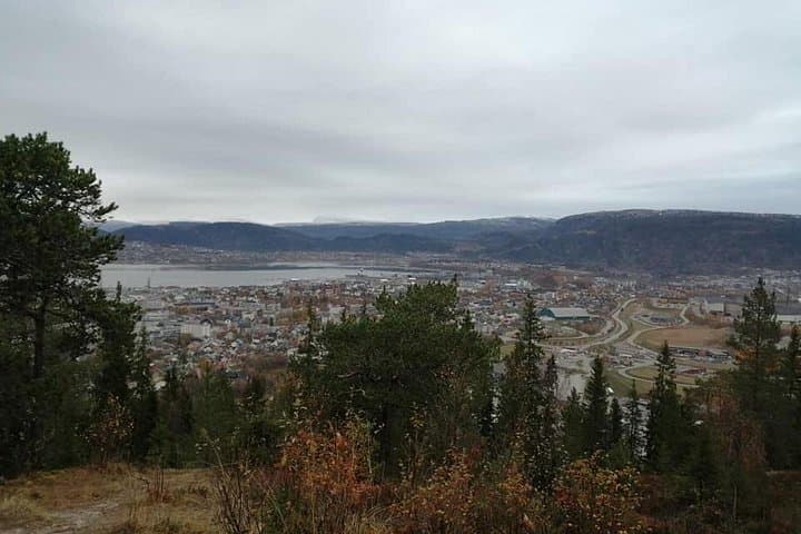 Hike to Appelsinhaugen: Orange Hill Viewpoint above Mo i Rana photo 2