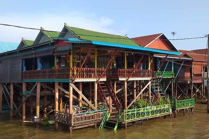 Half-Day Kompong Phluk Tonle Sap Boat Cruise from Siem Reap