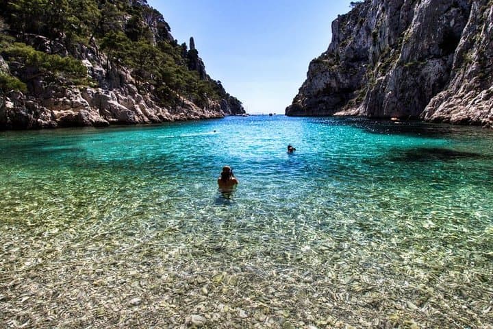 Private E‑Bike Adventure to the Calanques and Marseille Neighborhoods photo 3