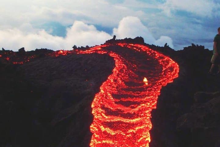 Pacaya Volcano Hike from Guatemala City — Guided Ascent to Active Fumaroles photo 3