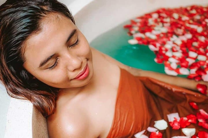 Bali Uluwatu Spa, Banana Boat & Jimbaran Sunset Dinner Tour photo 1