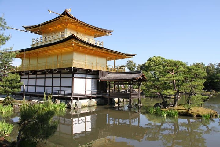 Personalized Kyoto Welcome Tour: Private Guided Walking Experience photo 2