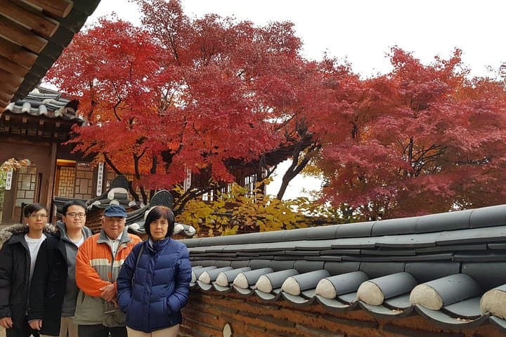 Seoul Essentials: Full-Day City & Korean Food Tour photo 5