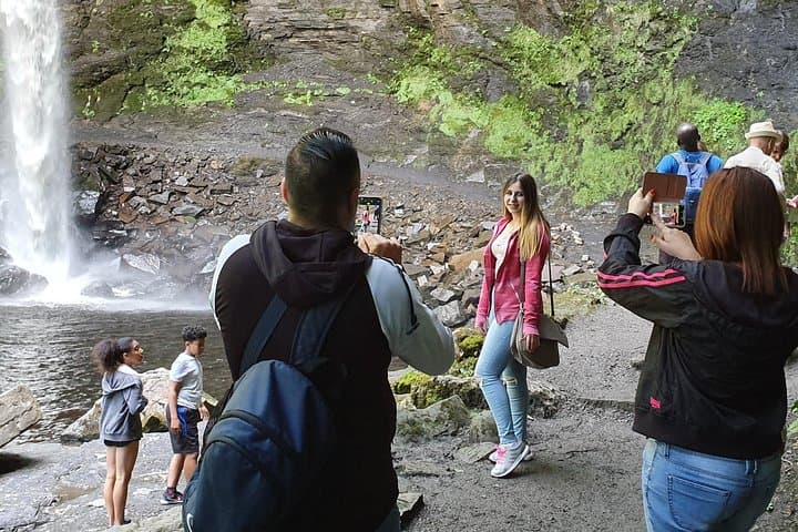 Yorkshire Dales Day Trip from Manchester: Hardraw Force, Wensleydale & Haworth photo 2