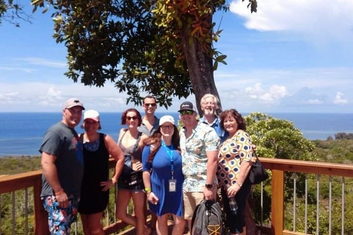 Roatán Extreme Adventure: Zipline, Sloths, Snorkel & Island Treats photo 4