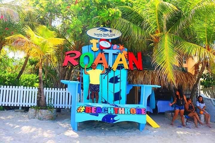 West Bay Beach Express: Private Shuttle to Roatán’s Crystal Shores photo 3