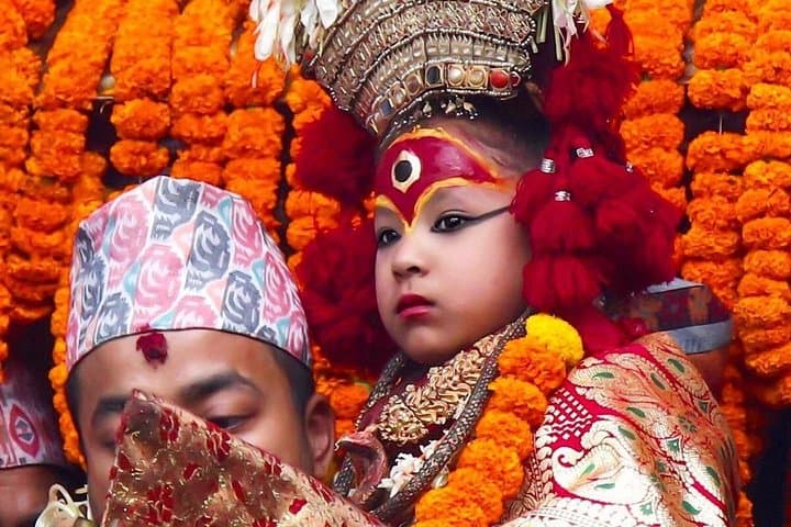 Private Day Tour: Kathmandu Durbar Square & Swayambhu (Swayambhunath) Stupa