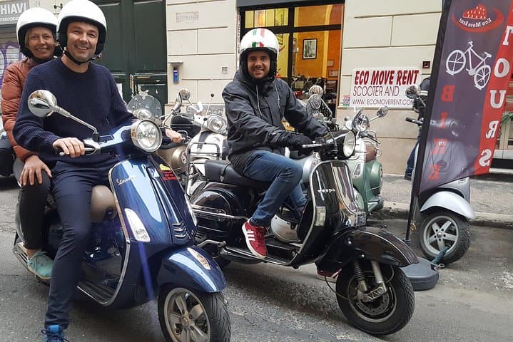 Secret Rome Vespa Self-Drive Tour: 3–4 Hour Scooter Route