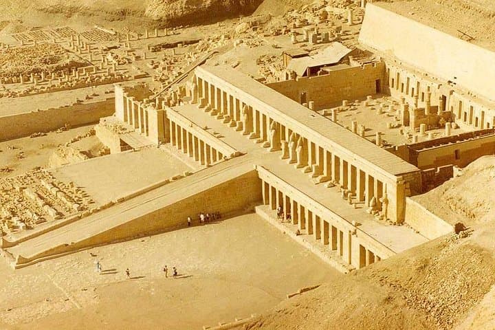Luxor Full-Day East & West Bank Tour — Valley of the Kings, Hatshepsut, Karnak photo 4