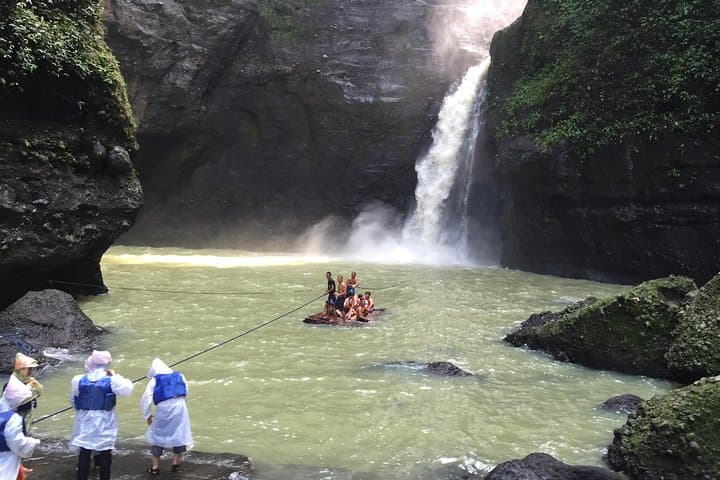 Taal Volcano and Pagsanjan Falls 2-in-1 Day Tour from Manila: Volcano Views and River Rapids photo 5