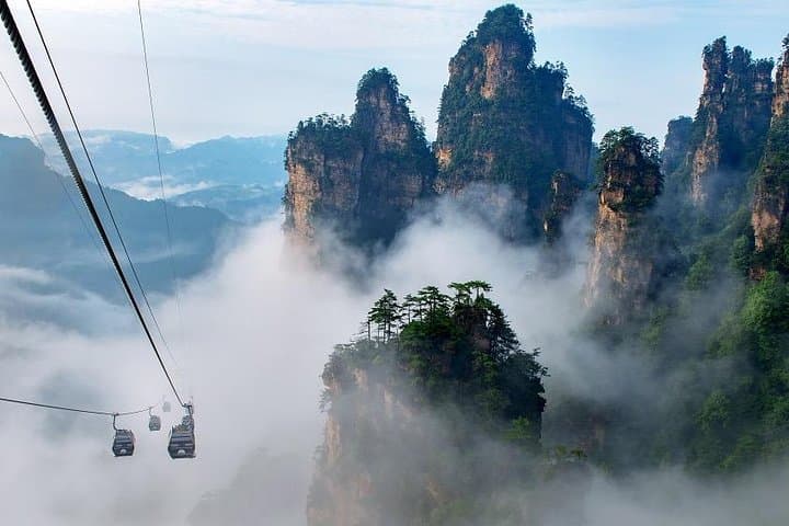 4-Day Zhangjiajie Highlights Tour: Avatar Mountain, Glass Bridge & VIP Lifts photo 6