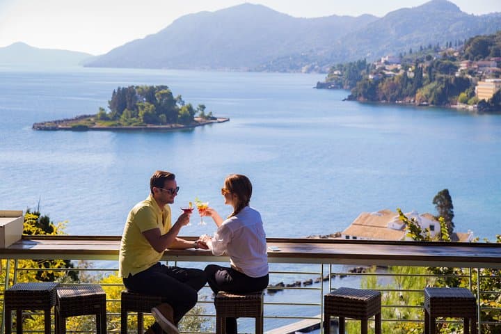 Easy Corfu Private Tour: Corfu Town, Kanoni & Mon Repos Highlights