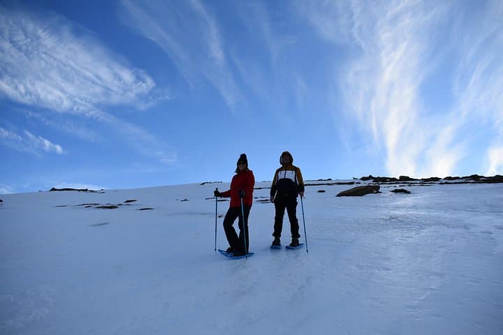Snowshoe Hiking in Sierra Nevada — Hoya de la Mora Day Trip from Granada