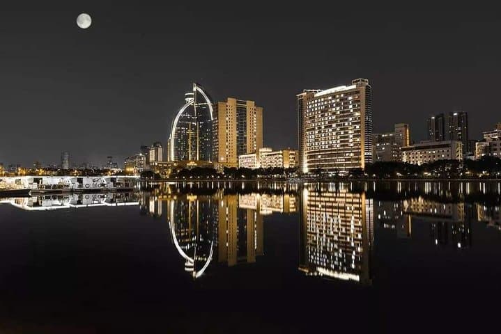Two-Day Xiamen Highlights: Gulangyu Island, Nanputuo Temple & Riyuegu Hot Springs photo 3