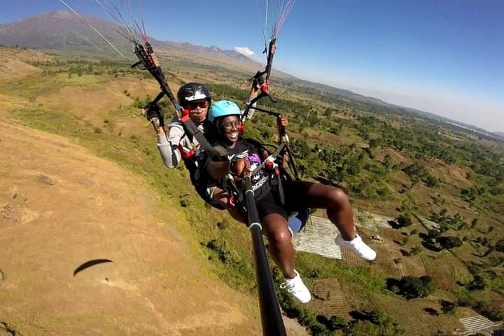 Tandem Paragliding Over Sembalun Valley - 15-Minute Flight Above Mount Rinjani photo 2