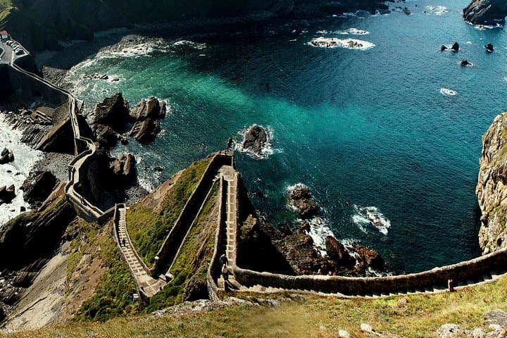Hike San Juan de Gaztelugatxe, Mundaka & Gernika: Private Day Tour from San Sebastián photo 3