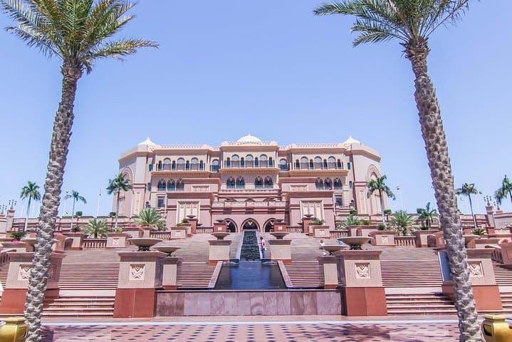 Emirates Palace Abu Dhabi Dining: Gold Cappuccino, Afternoon Tea & Vendôme Buffet photo 6