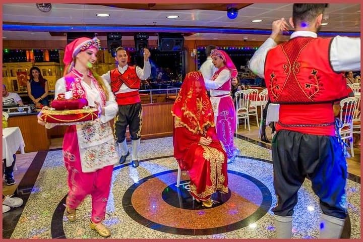Istanbul Bosphorus Dinner Cruise: Nighttime Views, Live Belly Dance & Local Cuisine photo 3