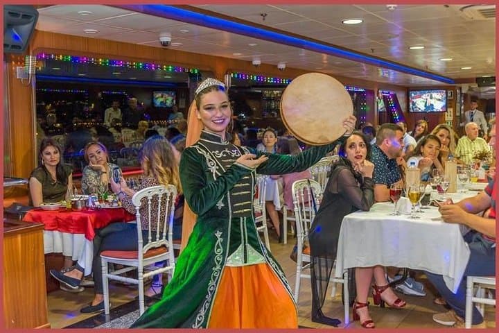 Istanbul Bosphorus Dinner Cruise: Nighttime Views, Live Belly Dance & Local Cuisine photo 6