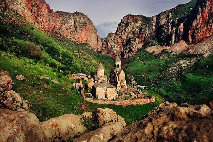 Private Guided Tour to Khor Virap & Noravank with Areni Wine Tasting