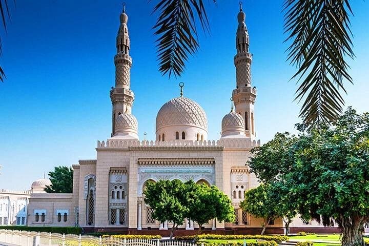 Dubai City and Red Dunes Safari: Premium Full-Day Adventure photo 4