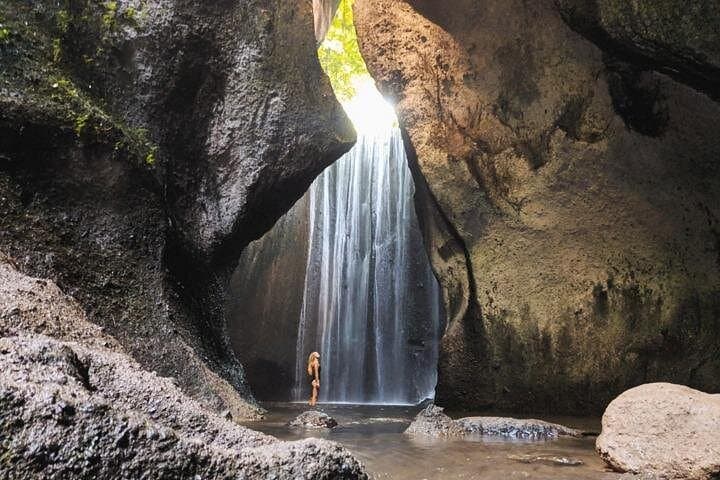 Telagawaja River Rafting and East Bali: Tukad Cepung & Penglipuran Village Tour photo 4