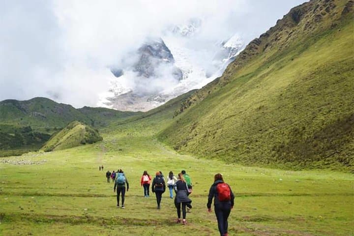 Humantay Lake Day Hike from Cusco: High-Altitude Views at Soraypampa photo 3