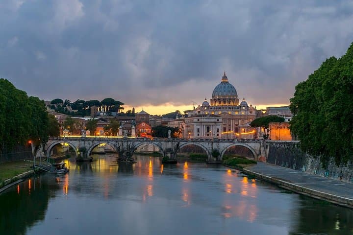 Rome E-Bike Sunrise & Sunset Tour — Campidoglio Views, Colosseum & Vatican Lights photo 2