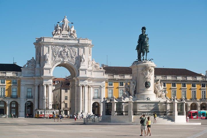 7-Day Private Portugal Tour: Lisbon, Sintra, Fátima, Évora & Porto photo 1