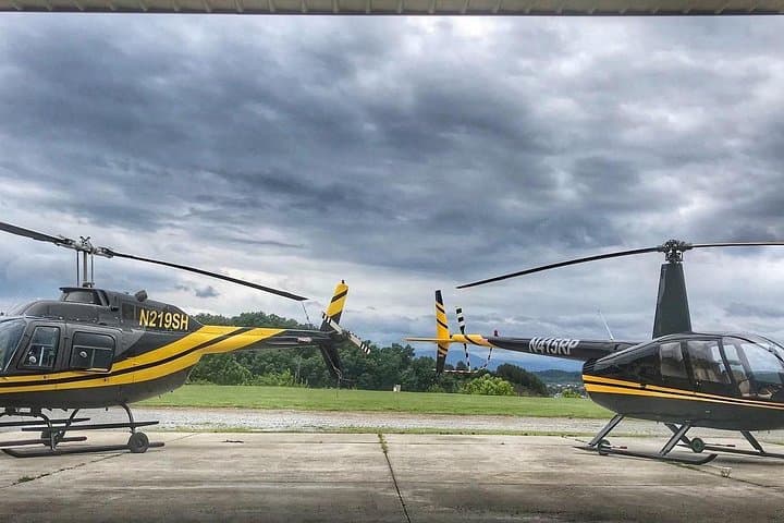 Scenic Helicopter Tour of Wears Valley: Cove Mountain & Great Smoky Views photo 3