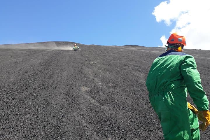 Cerro Negro Volcano Boarding: High-Speed Sand Descent from León, Nicaragua photo 6