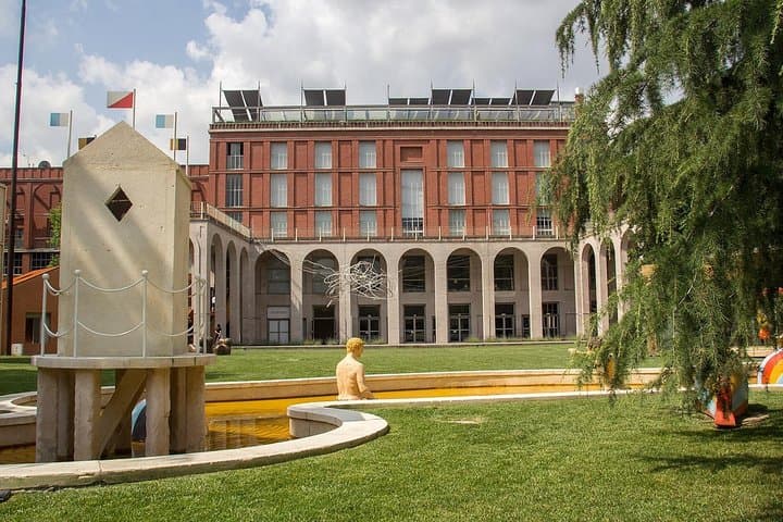 Parco Sempione & Torre Branca: Milan Park Walk with Panoramic Aperitif photo 6